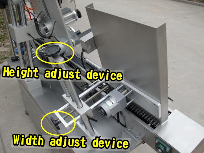 W pełni automatyczny aplikator etykiet na butelki z certyfikatem CE