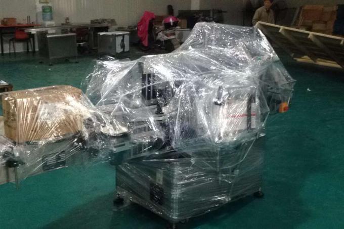 Maszyna do etykietowania fiolek ze stopu aluminium Opp do okrągłych butelek, przemysłowa maszyna do etykietowania