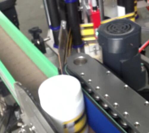 Okrągła maszyna do etykietowania butelek, maszyna do butelkowania i etykietowania słoika bround suger