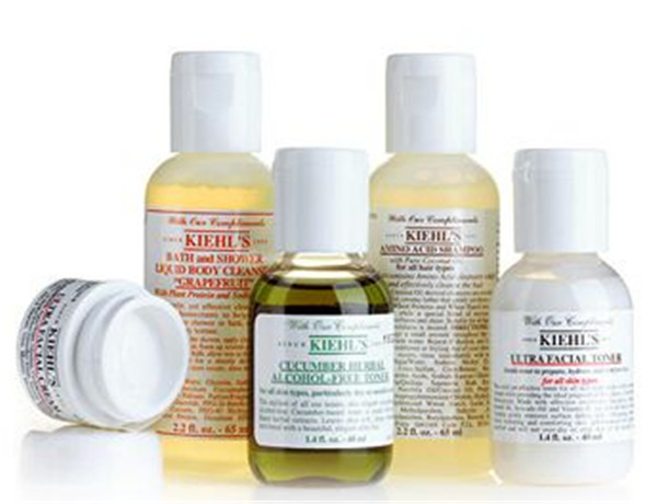 Mała okrągła maszyna do etykietowania naklejek na butelki dla przemysłu farmaceutycznego