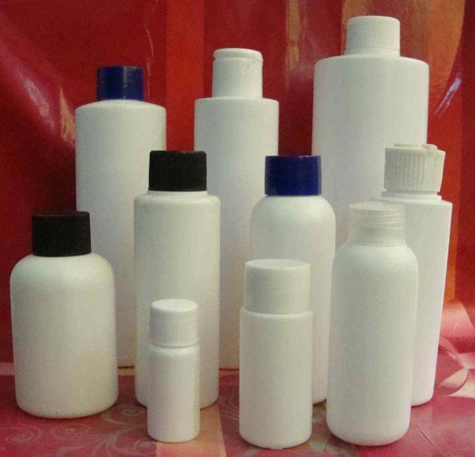 Automatyczna maszyna do etykietowania dwustronnych naklejek, plastikowa maszyna do etykietowania butelek dla przemysłu kosmetycznego