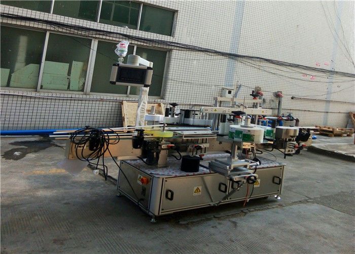 Chiny Automatyczna dwustronna maszyna do etykietowania dostawcy płaskich kwadratowych butelek